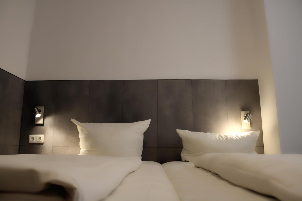 Cvjm Hotel Am Dom Lubeck Exterior photo